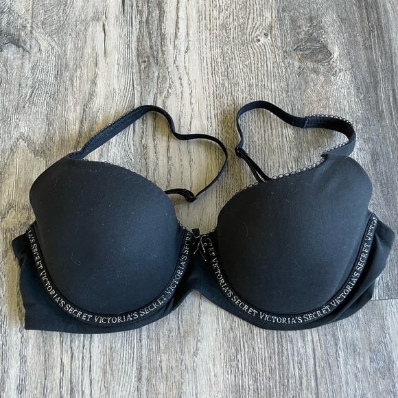 Victoria’s Secret, black Body by Victoria bra, size 34D - Picture 1 of 7